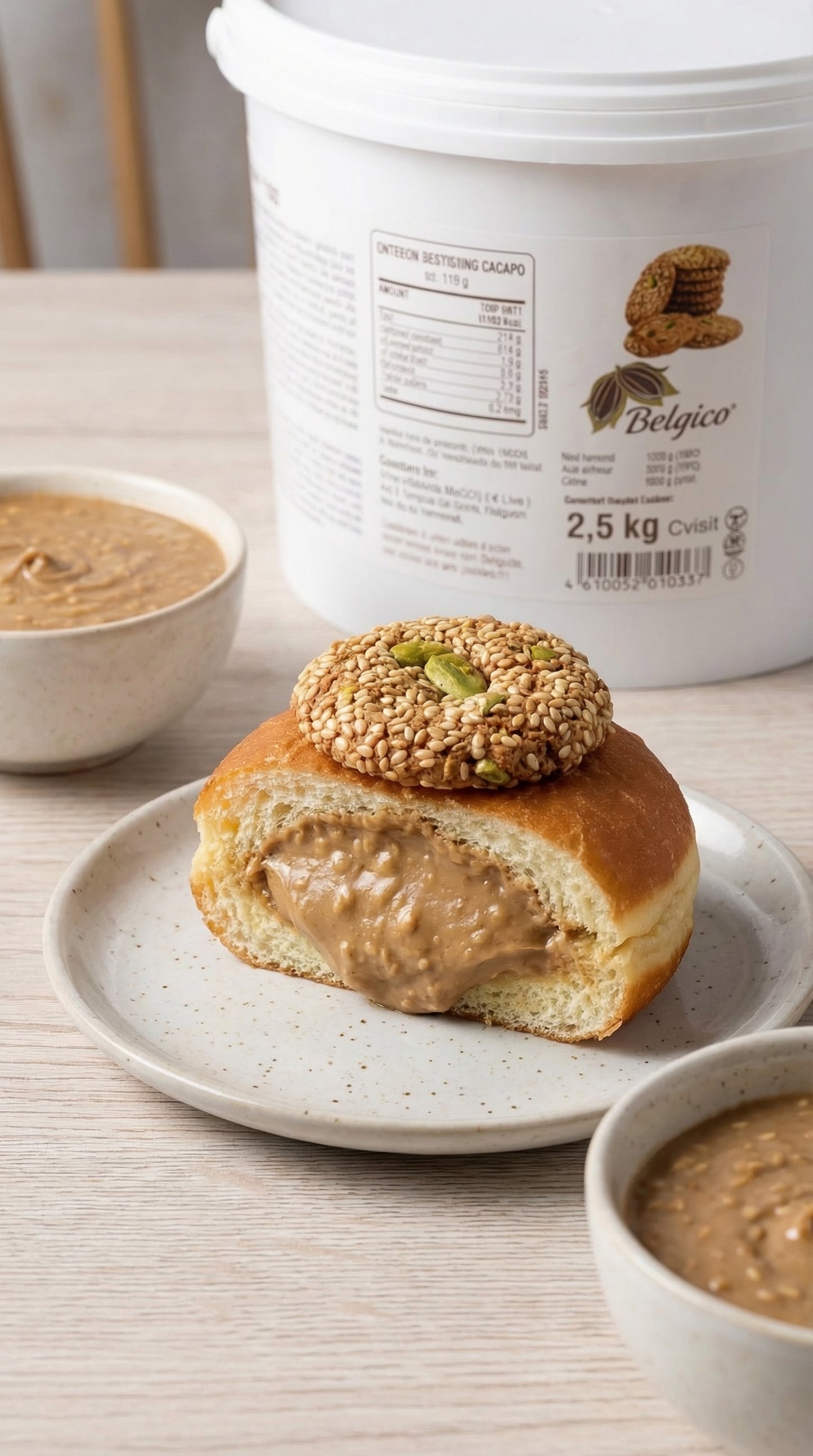 Belgico Barazek Crunch Sauce & Dessert Variegate, 5.5 lb Bulk Bucket