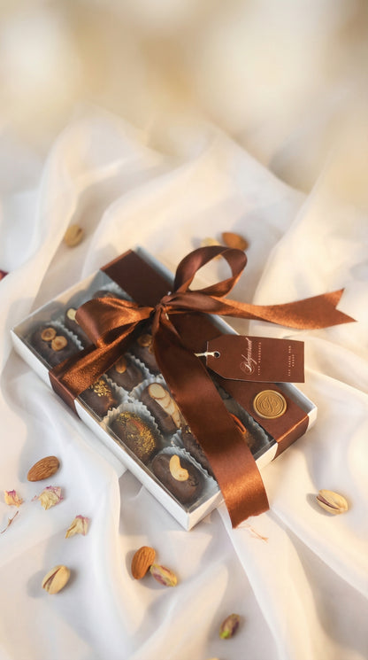 Dates Box Collection